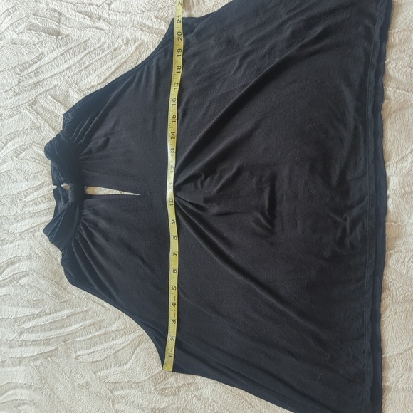 Max Studio Top - Picture 9 of 10